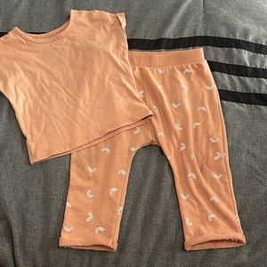 6-9 months matching set